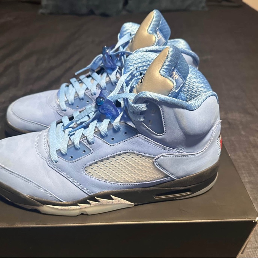 Nike Air Jordan 5 Retro Sneakers